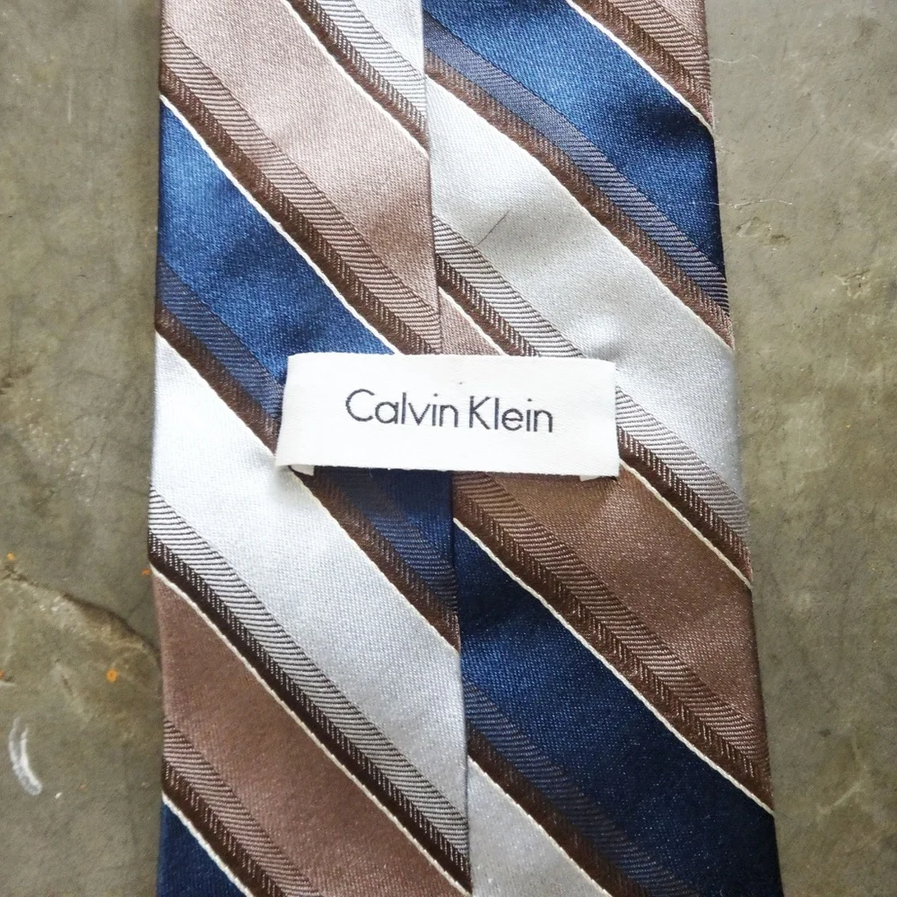 Calvin Klein calvin klein
